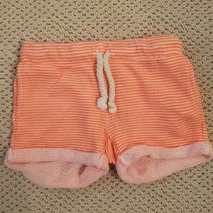 Egg by Suzan Lazar Shorts 24M